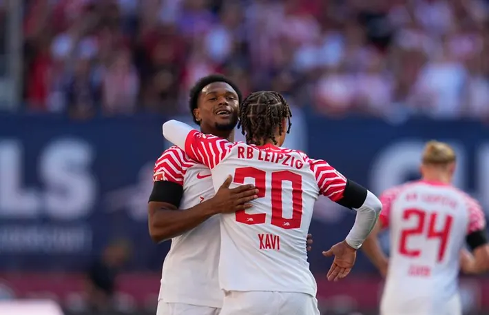 Xavi Simons Arsenal Man utd Berminat Striker RB Leipzig temp