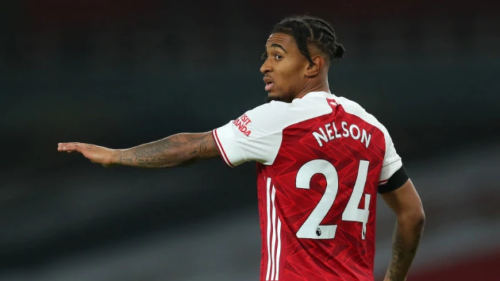 Reiss Nelson Keuntungan yang Bisa Diraih Fulham dan Arsenal